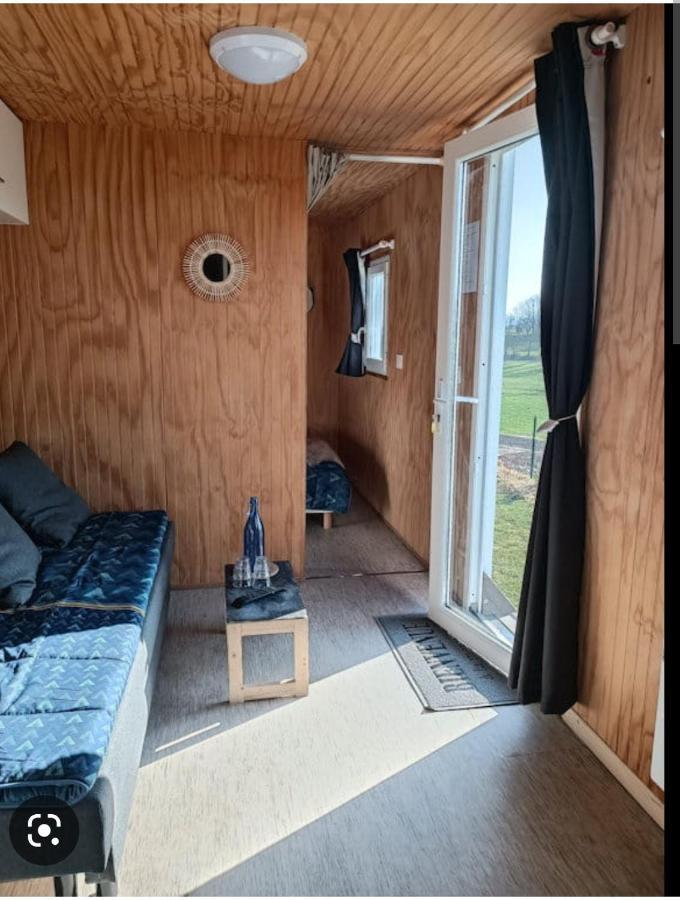 Logement Insolite Au Coeur De L'Auvergne Rochefort-Montagne Exterior foto